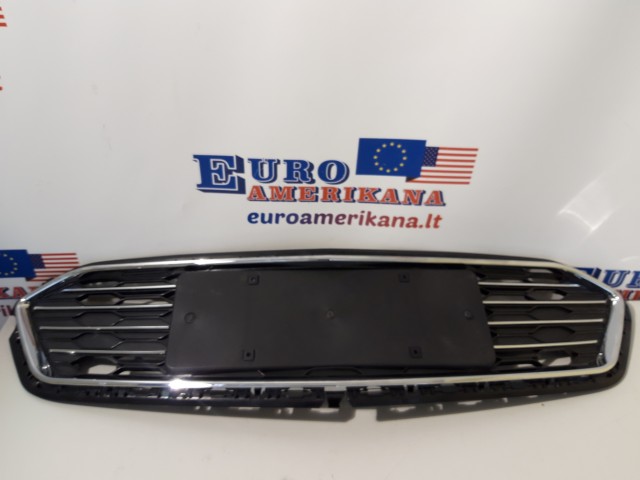 Center Grille